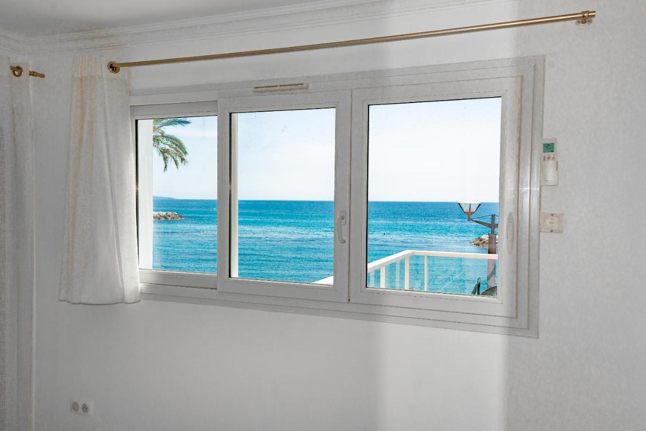 Hotel Et Appartements Reine D'Azur โรกบรูน-กัป-มาร์แต็ง ภายนอก รูปภาพ